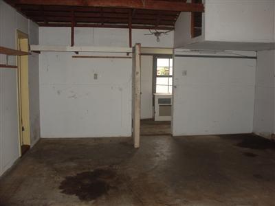 2710 Brenda Place Bakersfield, CA 93307 - Photo 14 of 15