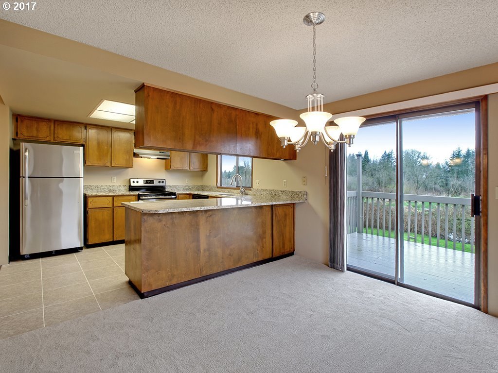 385 Southwest 121st Place Portland, OR 97225 - Photo 14 of 17 Gallery Image 14
