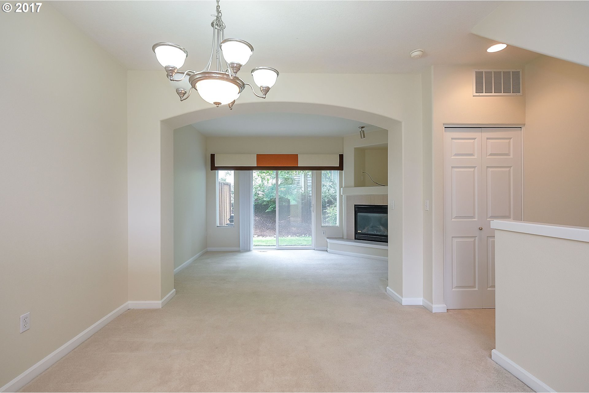 14771 Southwest Beard Road Beaverton, OR 97007 - Photo 5 of 20 Gallery Image 5