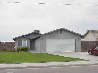 417 Fairview Road Bakersfield, CA 93307 - Photo 1 of 1 Gallery Image 1