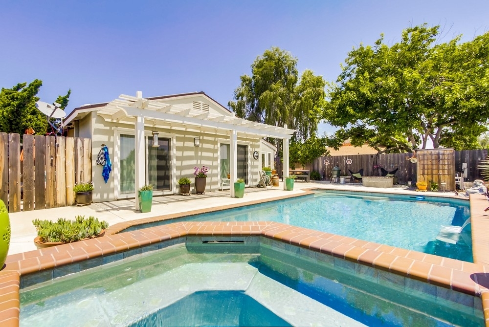 10003 Maple Tree Road Santee, CA 92071 - Photo 19 of 20 Jacuzzi