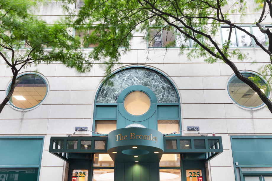 The Bromley 225 W 83rd St, Manhattan, NY 10024 - Photo 5 of 24
