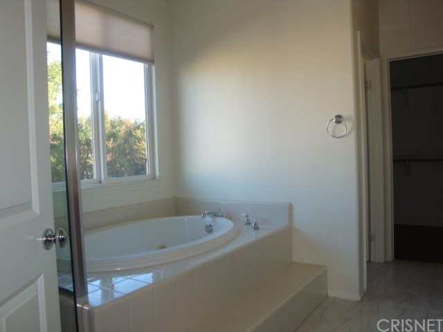 11516 Venezia Way Porter Ranch, CA 91326 - Photo 14 of 21