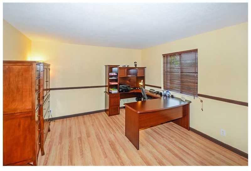 Savanna Weston, FL 33327 - Photo 9 of 30