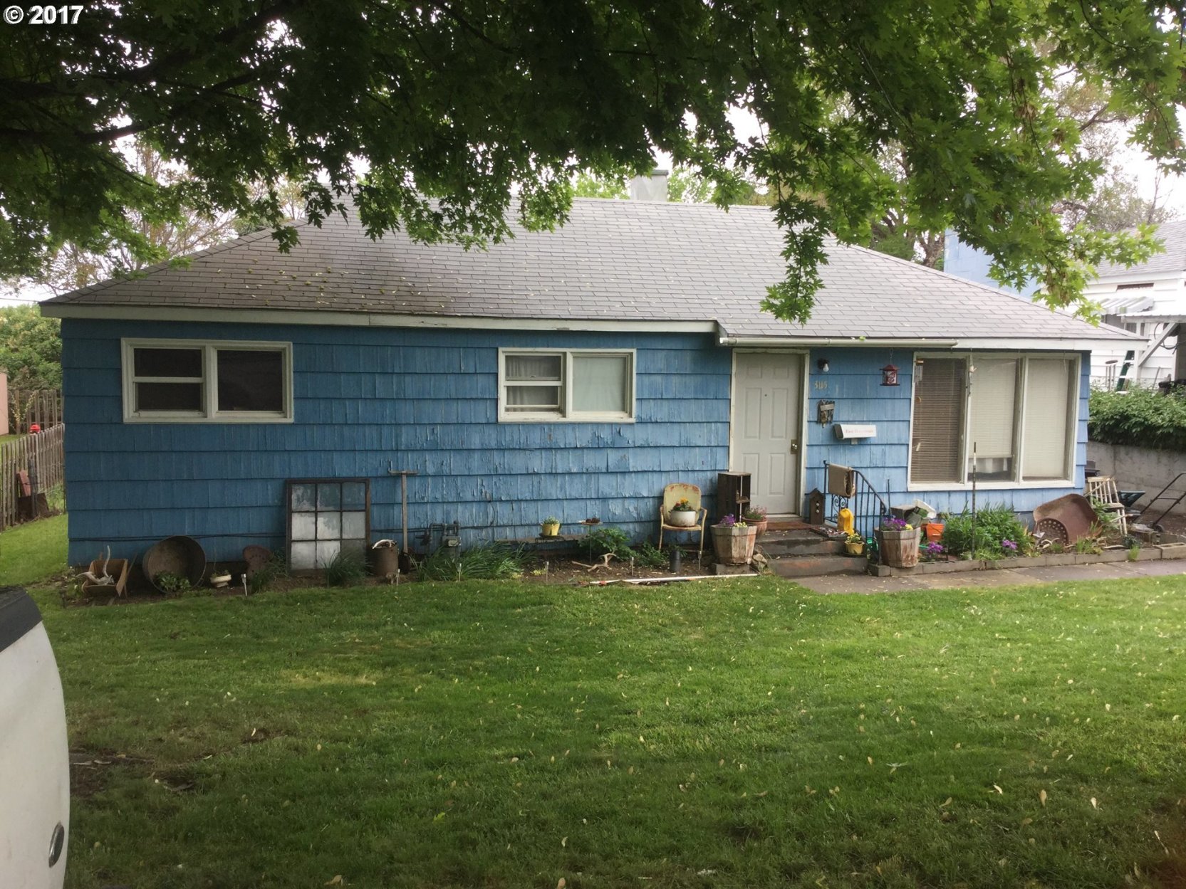 3115 Southwest Jay Avenue Pendleton, OR 97801 - Photo 2 of 9