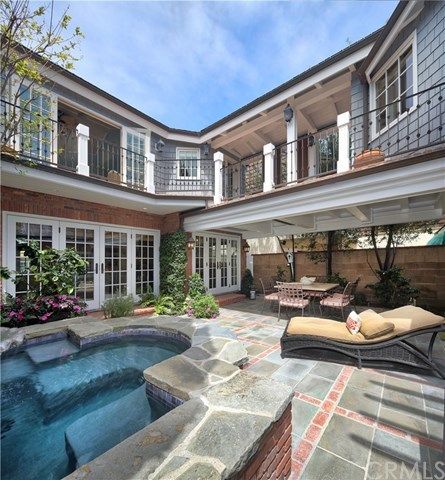 $2,500,000 | 218 Apolena Avenue, Newport Beach, CA 92662