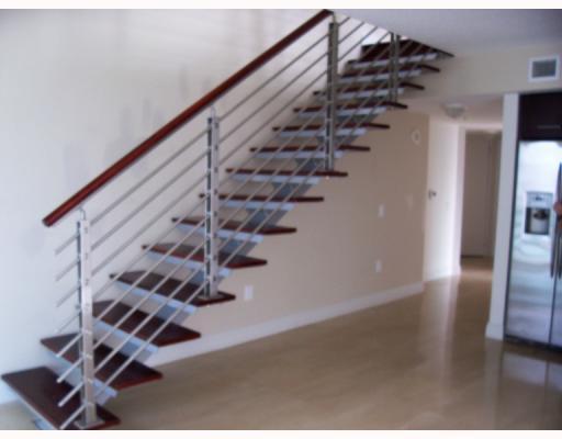 41 Southeast 5th Street, Unit 1517 Miami, FL 33131 - Photo 11 of 16