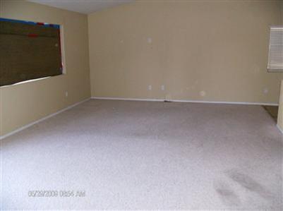 8015 Quest Street Bakersfield, CA 93307 - Photo 3 of 9