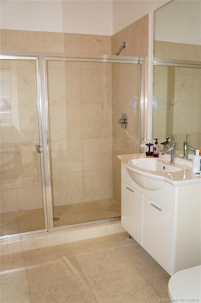 475 Brickell Avenue, Unit 2813 Miami, FL 33131 - Photo 15 of 27