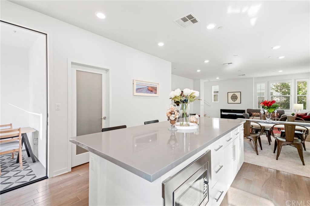 130 Acamar Irvine, CA 92618 - Photo 12 of 30