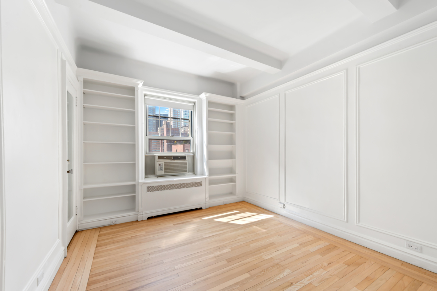 125 East 63rd Street, Unit 9B Manhattan, NY 10065 - Photo 8 of 12