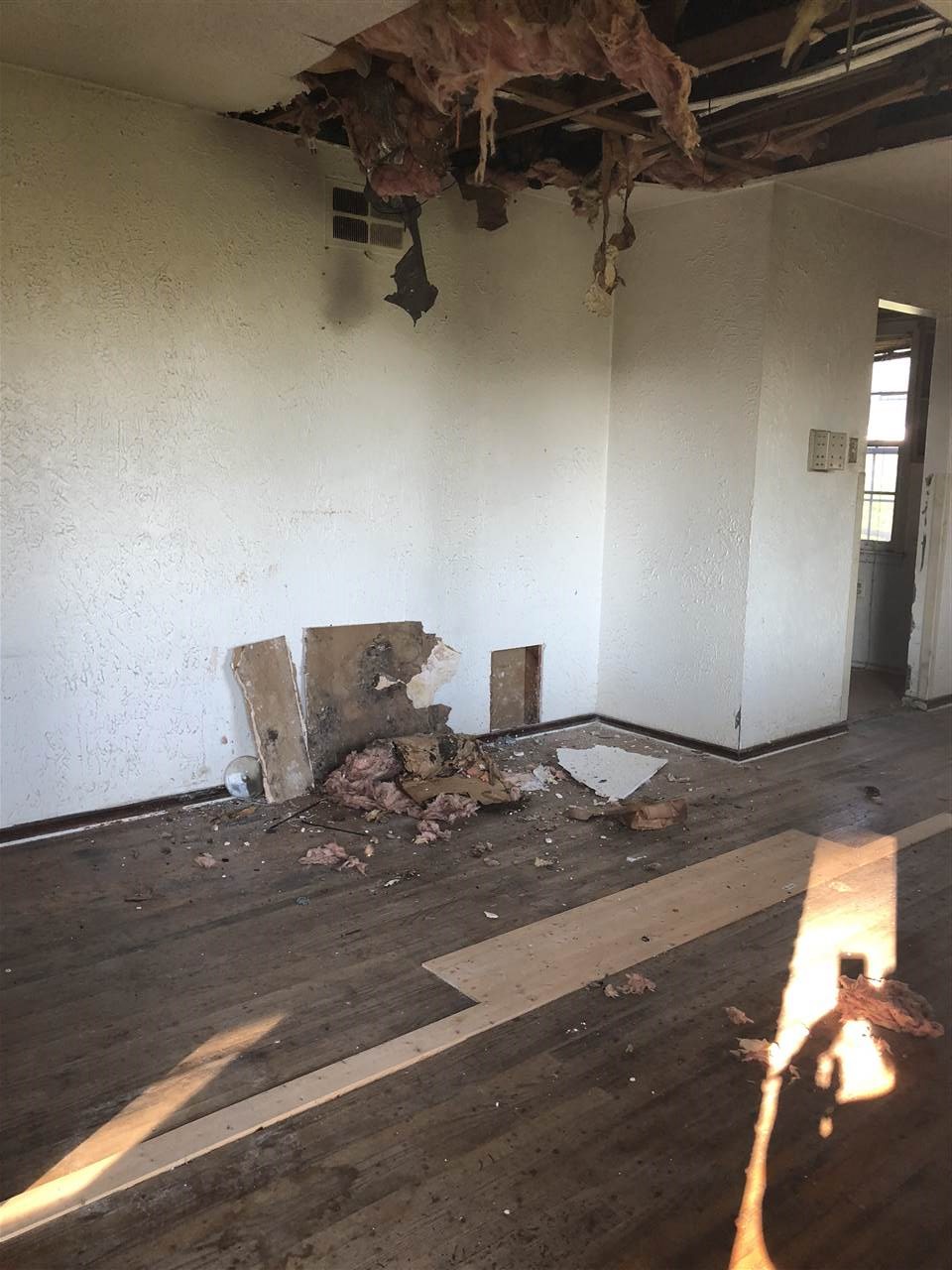 2359 Perry Road Memphis, TN 38106 - Photo 2 of 14 Gallery Image 2