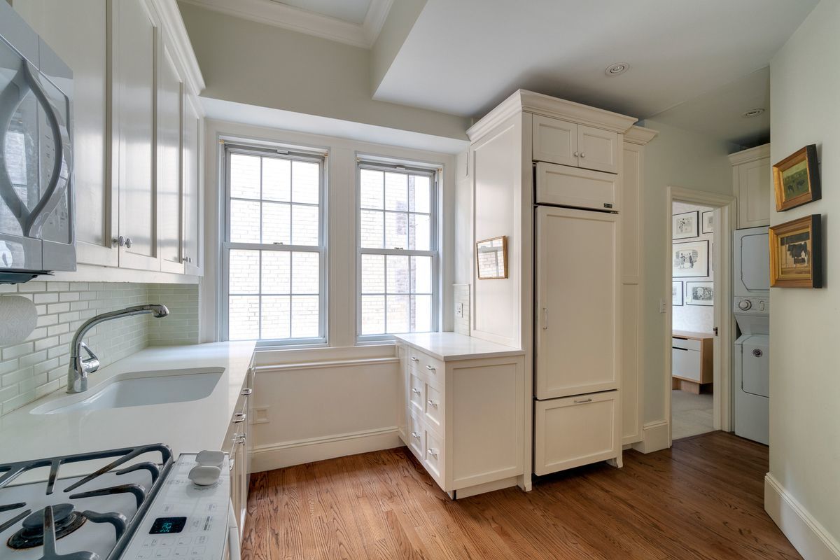 36 East 72nd Street, Unit 15S Manhattan, NY 10021 - Photo 7 of 8