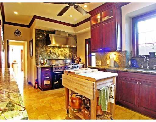 6001 Pine Tree Drive Miami Beach, FL 33140 - Photo 10 of 16