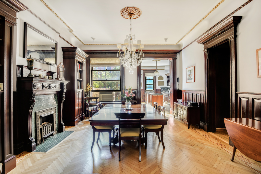 572 1st Street Brooklyn, NY 11215 - Photo 4 of 15