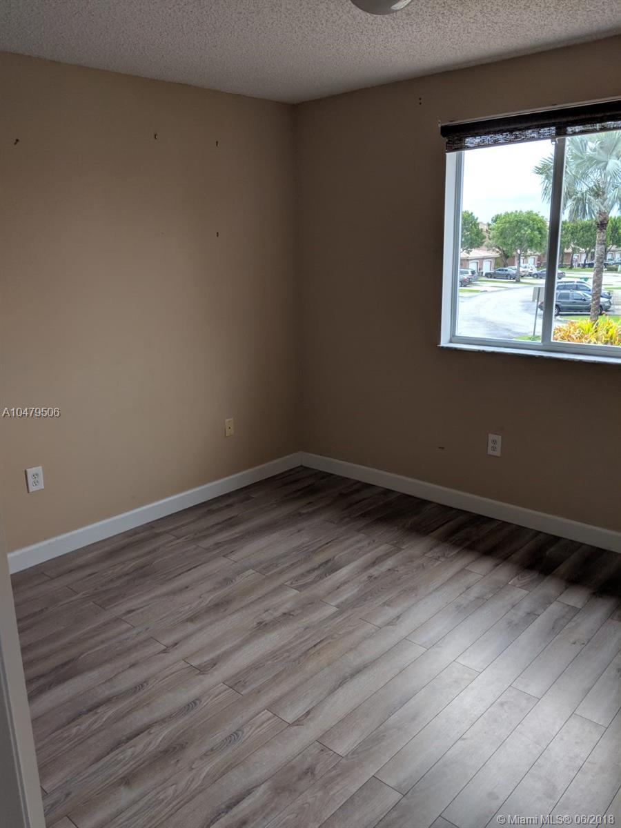 16443 Southwest 68th Terrace Miami, FL 33193 - Photo 10 of 10