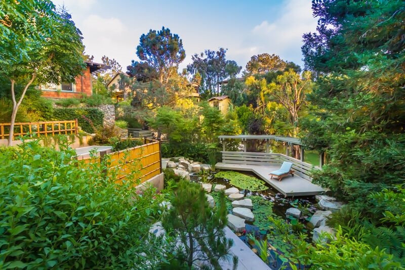 1492 Crest Road Del Mar, CA 92014 - Photo 17 of 19