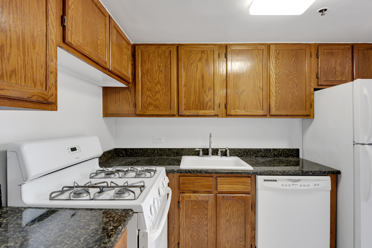 215 West 84th Street, Unit 205 Manhattan, NY 10024 - Photo 5 of 5