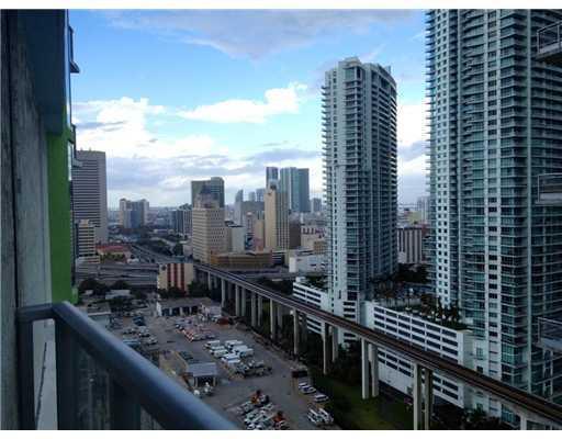 185 Southwest 7th Street, Unit 2412 Miami, FL 33130 - Photo 17 of 18