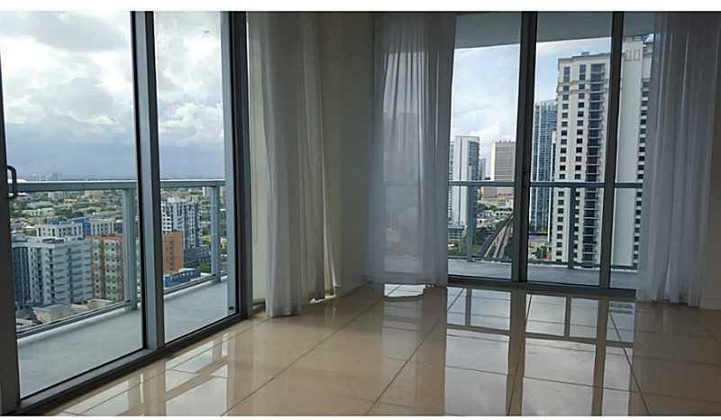79 Southwest 12th Street, Unit 2612S Miami, FL 33130 - Photo 3 of 26