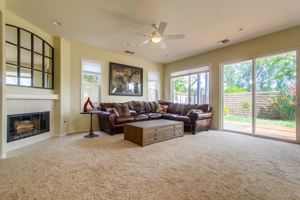 2935 Rancho Vacada Carlsbad, CA 92009 - Photo 5 of 25