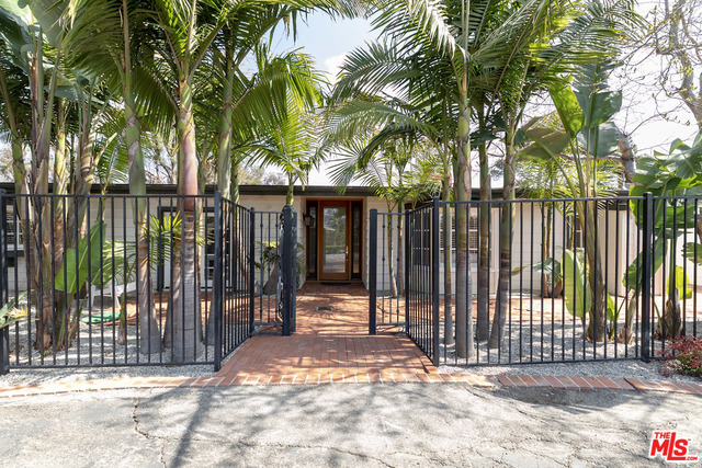 6540 Dume Drive Malibu, CA 90265 - Photo 43 of 47