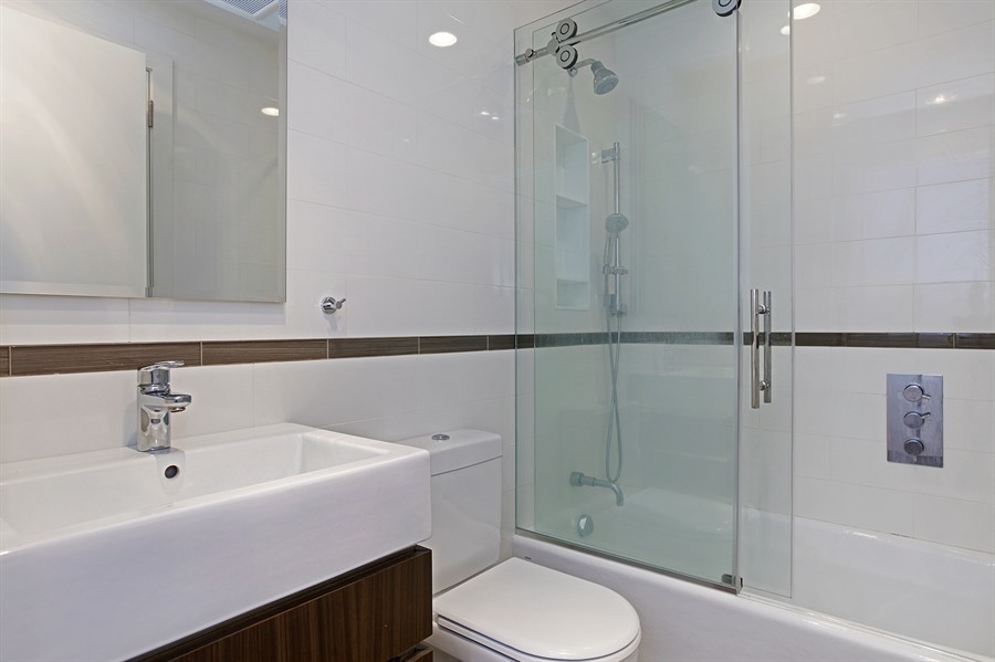 431 West 44th Street, Unit 3 Manhattan, NY 10036 - Photo 4 of 7