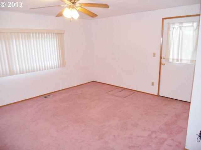 1412 Umpqua Road Woodburn, OR 97071 - Photo 9 of 9 Gallery Image 9