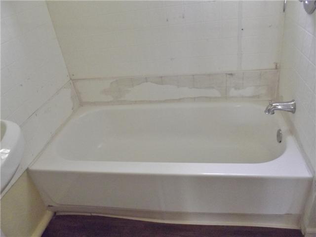 40162 De Luz Road Fallbrook, CA 92028 - Photo 15 of 21 Downstairs Bathtub