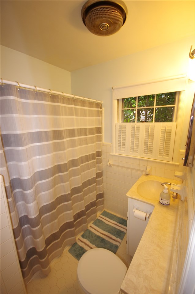 386 Meadvale Road Memphis, TN 38120 - Photo 13 of 20