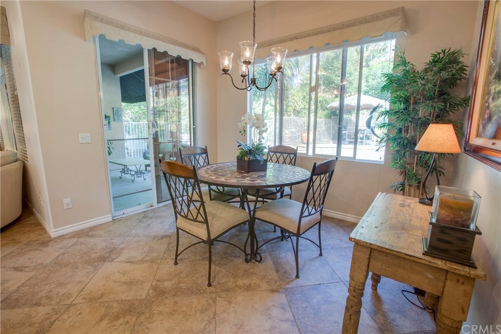 203 Franklin Avenue Redlands, CA 92373 - Photo 7 of 30