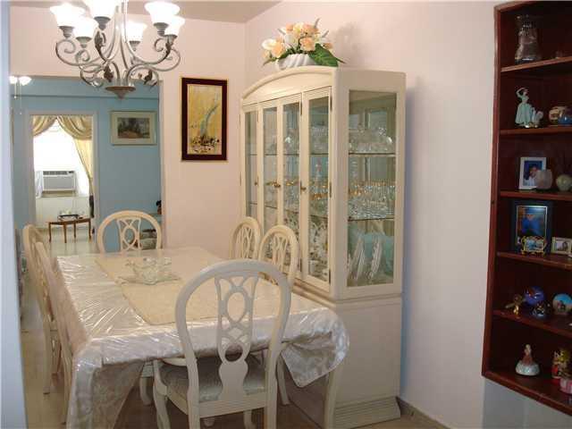 75 Southwest 32nd Court Road Miami, FL 33135 - Photo 4 of 9