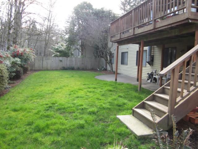 2804 Southwest Ridge Drive Portland, OR 97219 - Photo 2 of 13 Gallery Image 2