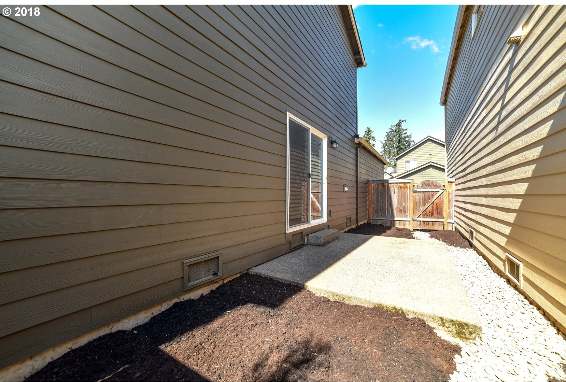 827 Southwest Windrose Terrace Beaverton, OR 97003 - Photo 23 of 32