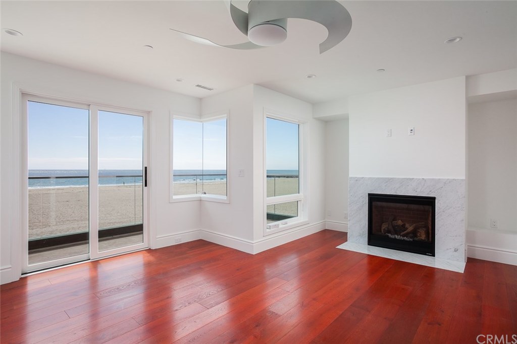 2410 West Oceanfront Newport Beach, CA 92663 - Photo 9 of 12