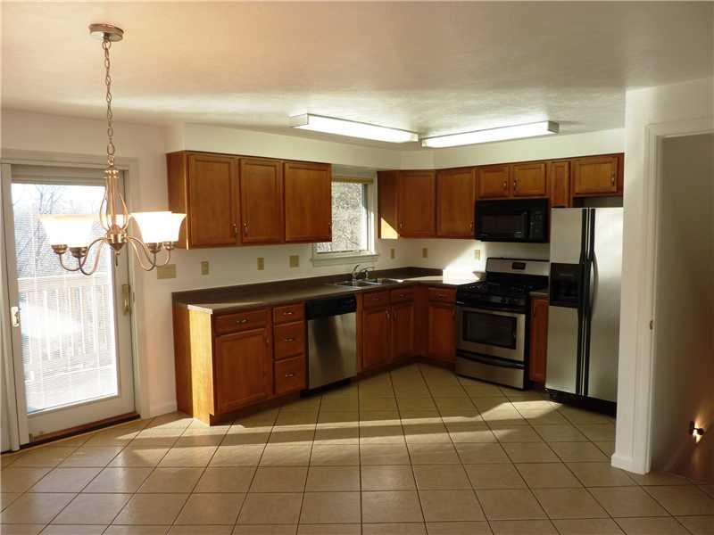 2734 Beaver Grade Road Coraopolis, PA 15108 - Photo 2 of 21 Gallery Image 2