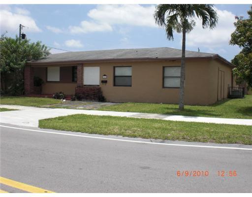 6830 Tamiami Canal Road Miami, FL 33126 - Photo 1 of 1 Gallery Image 1