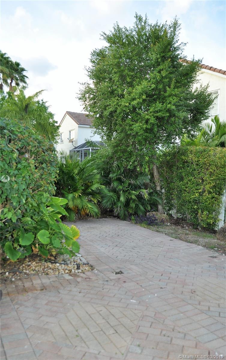 18709 Southwest 28th Street Miramar, FL 33029 - Photo 19 of 25