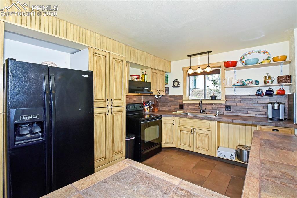 259 Falcon Road Como, CO 80432 - Photo 9 of 40