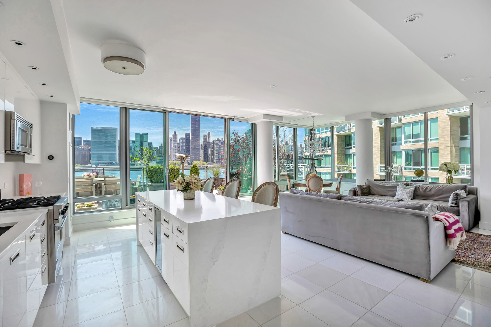 46-30 Center Boulevard, Unit 512 Queens, NY 11109 - Photo 2 of 35