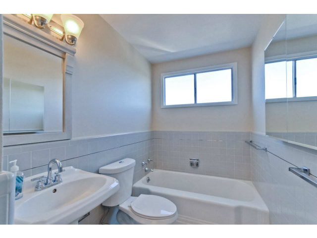 293 Palisades Drive Daly City, CA 94015 - Photo 14 of 25
