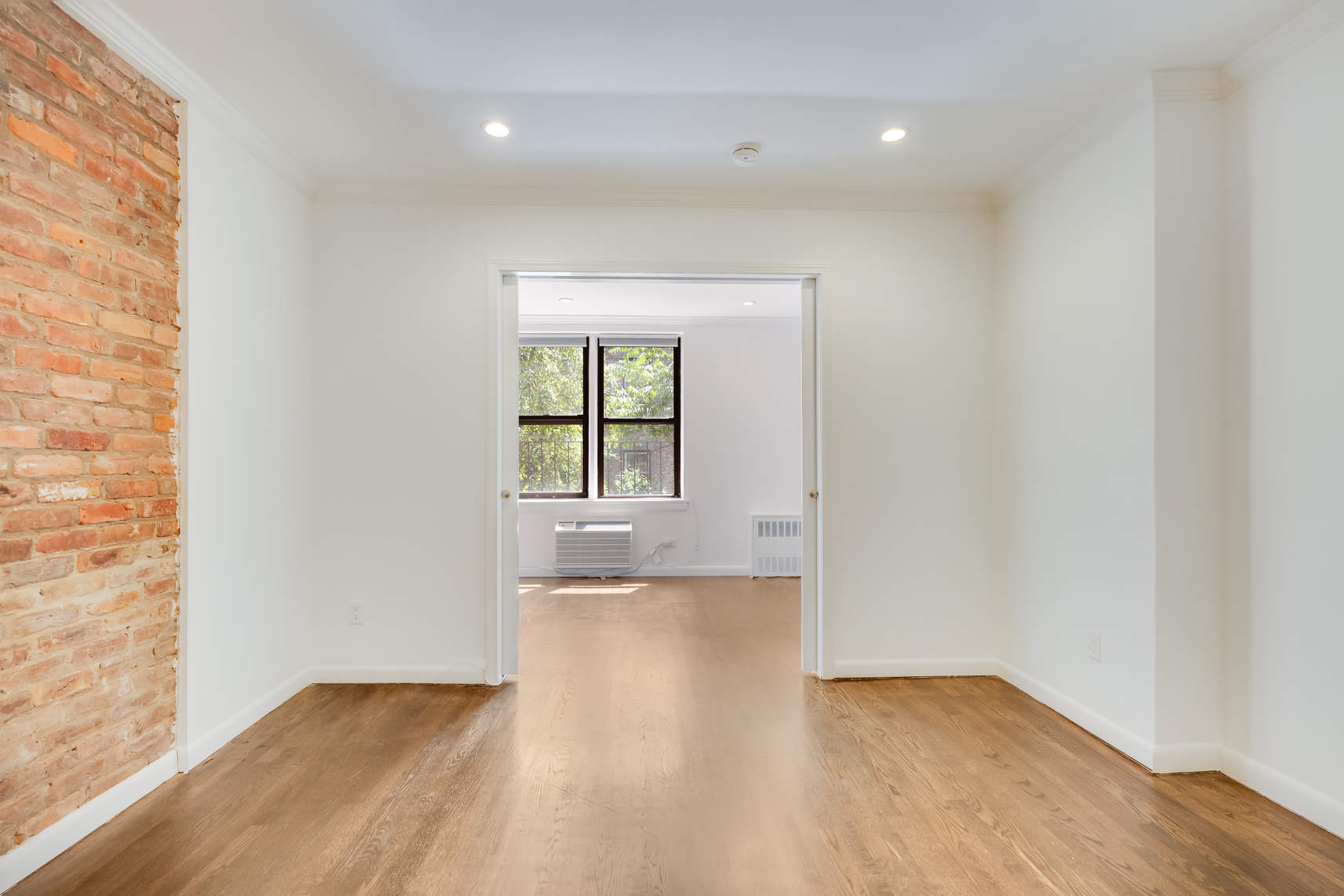 328 West 19th Street, Unit 2B Manhattan, NY 10011 - Photo 2 of 11