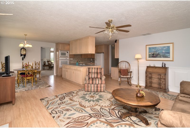 2307 Miller Farm Road Woodburn, OR 97071 - Photo 8 of 24 Gallery Image 8