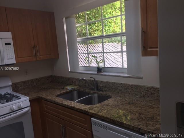 13912 Southwest 161 Terrace Miami, FL 33177 - Photo 12 of 33