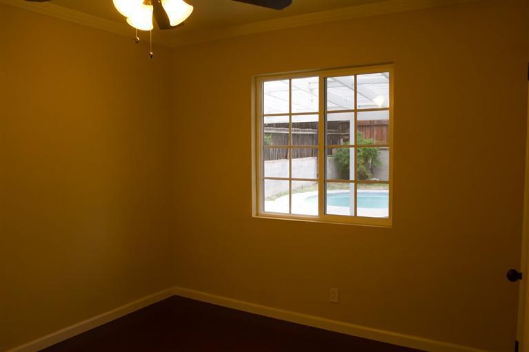 1909 Locust Ravine Bakersfield, CA 93306 - Photo 16 of 20 Gallery Image 16