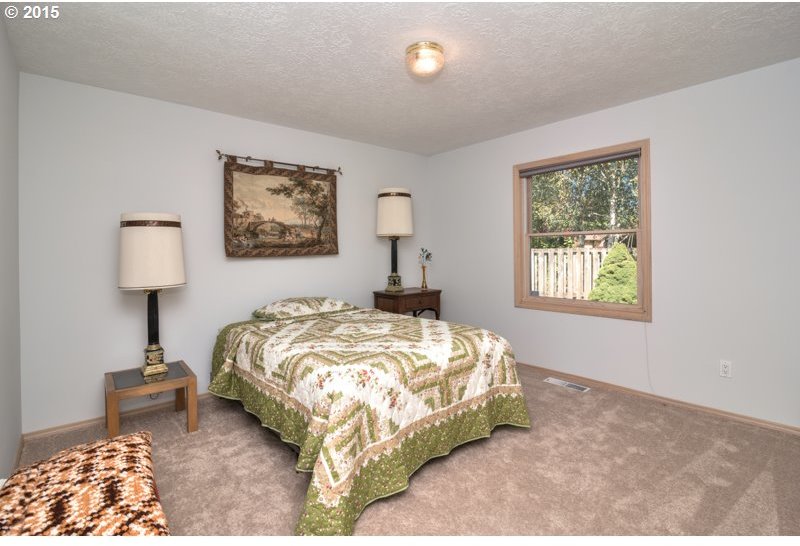 2307 Miller Farm Road Woodburn, OR 97071 - Photo 21 of 24 Gallery Image 21