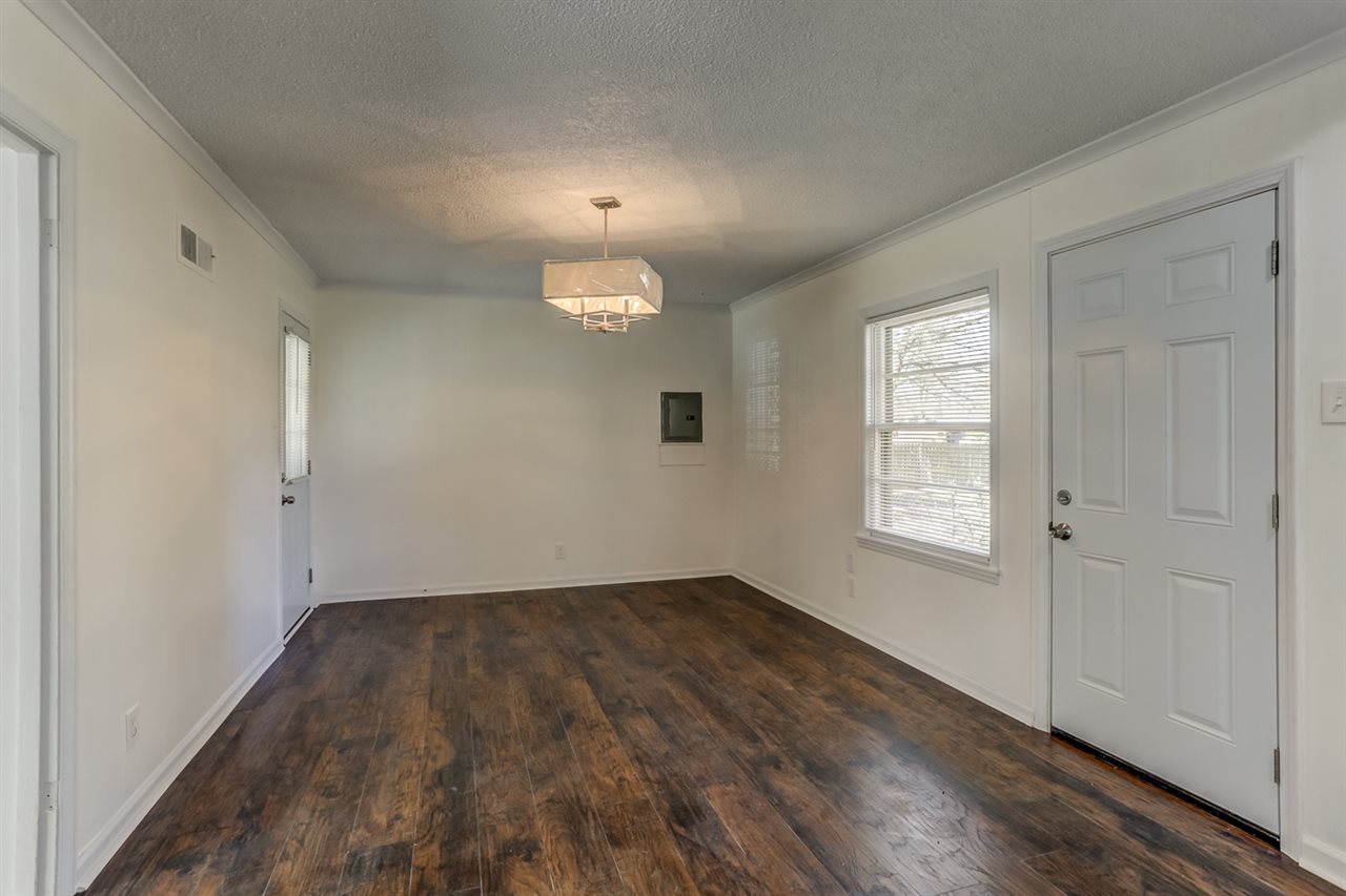 1371 Cherry Road Memphis, TN 38111 - Photo 6 of 14