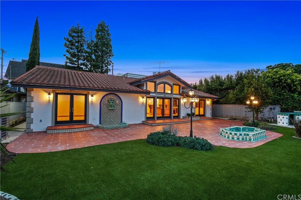 2380 Roscomare Road Los Angeles, CA 90077 - Photo 8 of 51