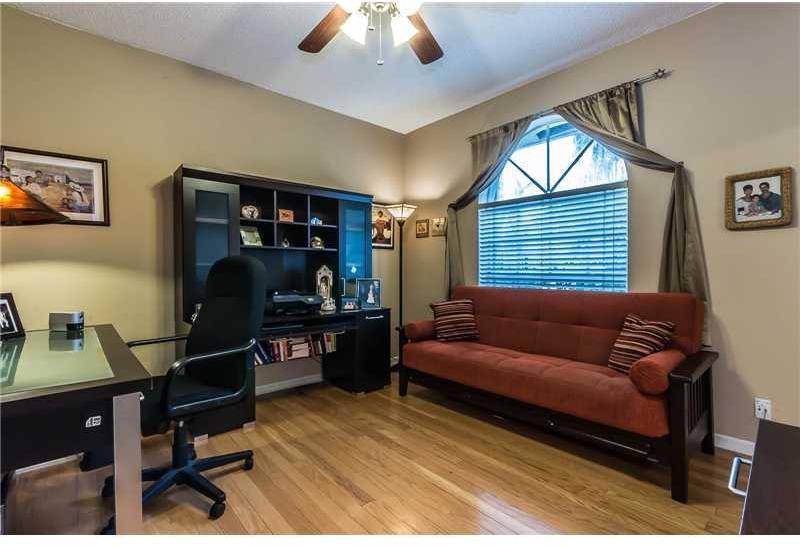 Silver Lakes Pembroke Pines, FL 33029 - Photo 17 of 26