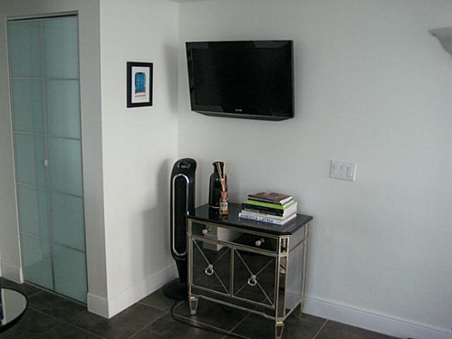 41 Southeast 5th Street, Unit 2201 Miami, FL 33131 - Photo 21 of 25